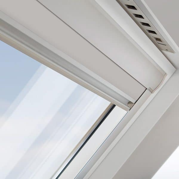 FAKRO® verduisterend rolgordijn ARF - Afbeelding 972