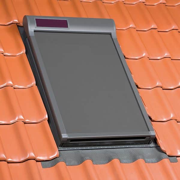 FAKRO® screen elektrisch op zonne-energie AMZ Solar - Afbeelding 47